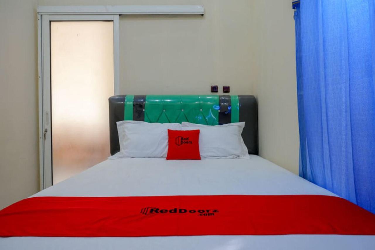 Reddoorz @ Jalan Raya Kaliwungu Selatan Kendal Otel Dış mekan fotoğraf