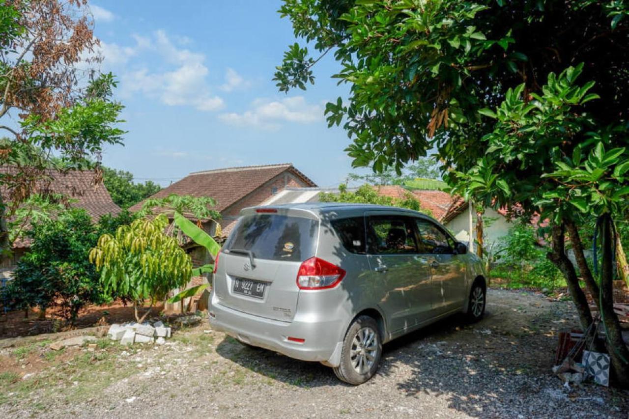 Reddoorz @ Jalan Raya Kaliwungu Selatan Kendal Otel Dış mekan fotoğraf