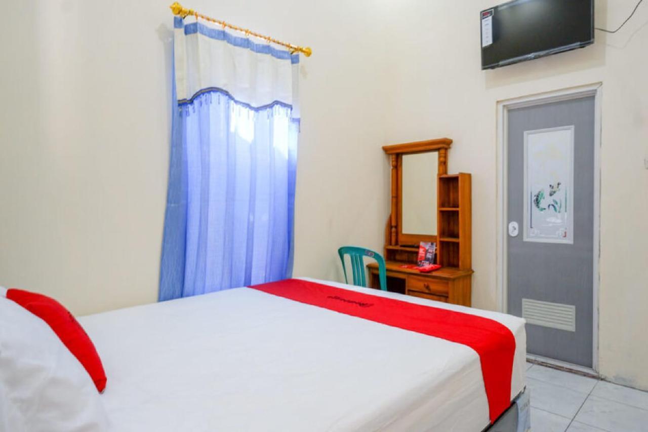 Reddoorz @ Jalan Raya Kaliwungu Selatan Kendal Otel Dış mekan fotoğraf